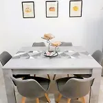 شقة Amores Roma Apartment Per Famiglie E Amici , 4Min Dalla Metro A ,15Min Dal Centro روما